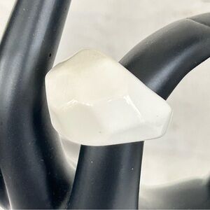 Cream Plastic Chunky Vintage Geometric Ring Size 5.5